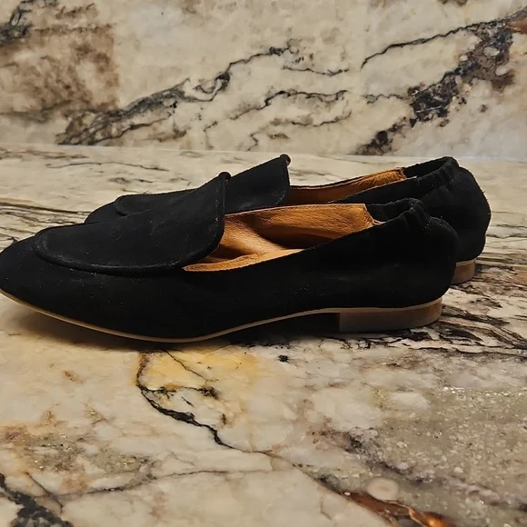 Shoe Design Suede Flats Size 40 (9) - Picture 3 of 6